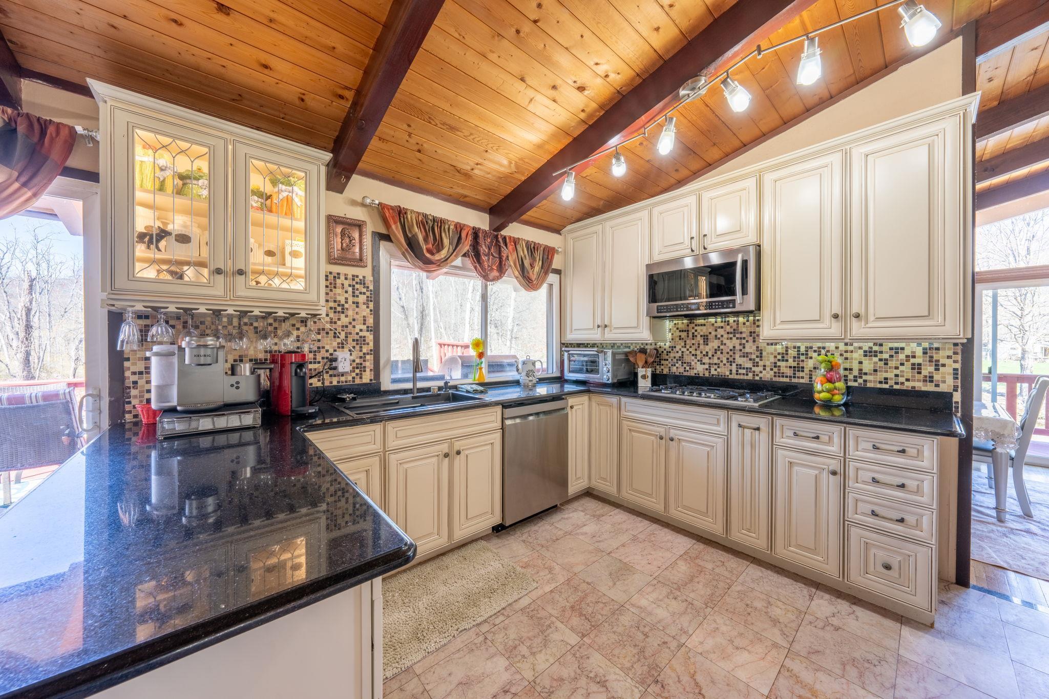 Single Family Haverstraw  Rockland County, NY 10901, MLS-823206-11