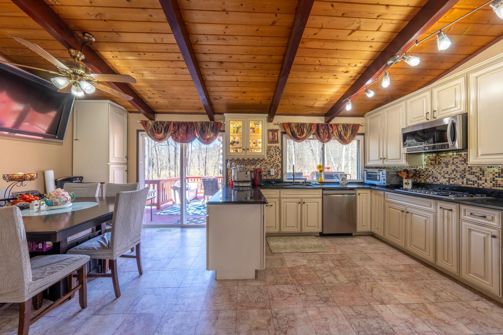 Single Family Haverstraw  Rockland County, NY 10901, MLS-823206-9