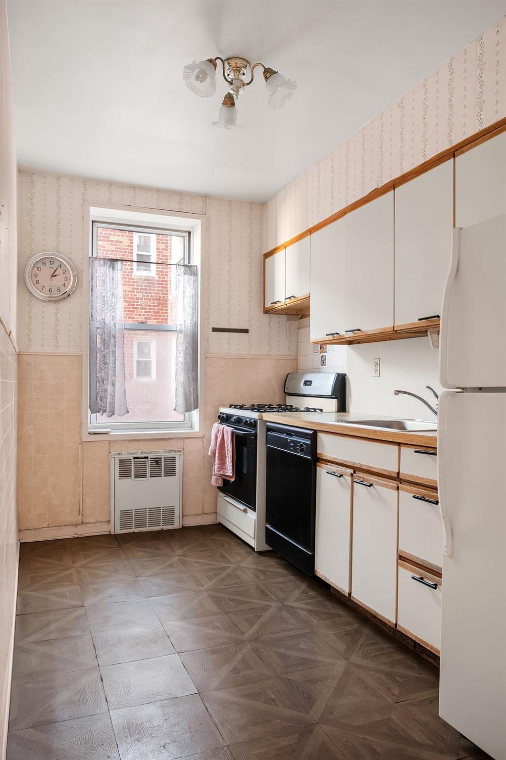 Coop Avenue  Brooklyn, NY 11209, MLS-823261-2
