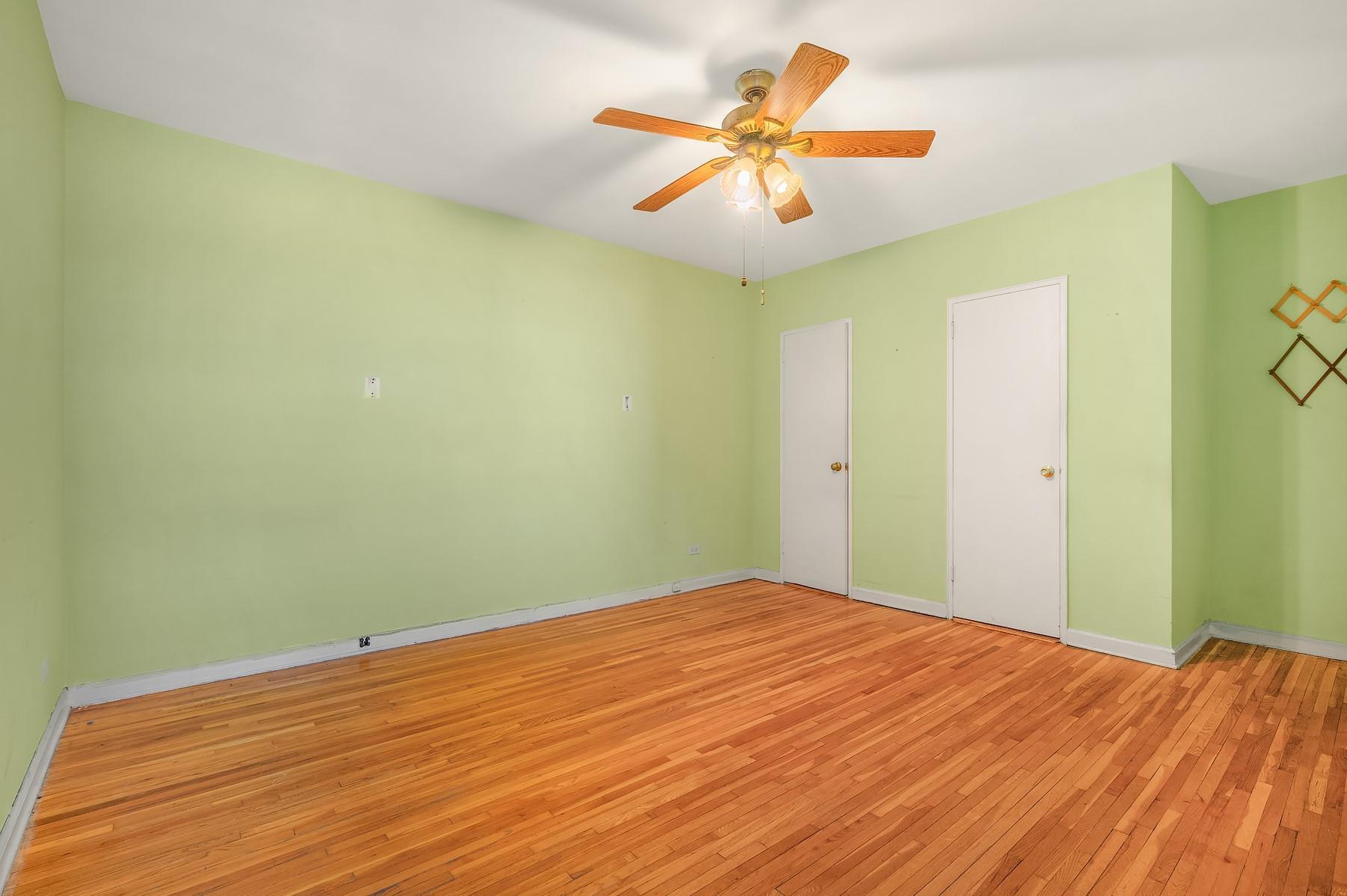 Coop Avenue  Brooklyn, NY 11209, MLS-823261-6