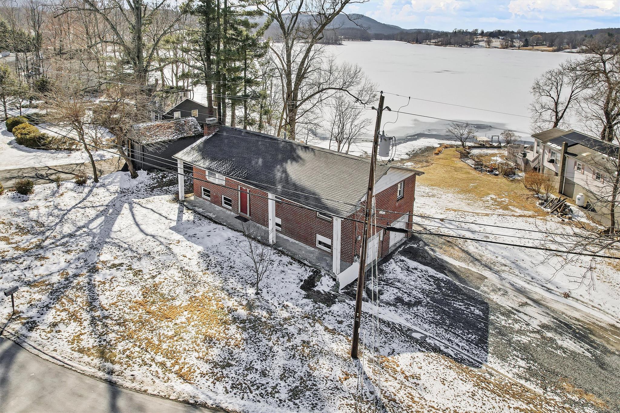 Single Family Shore  Orange County, NY 12553, MLS-823270-3