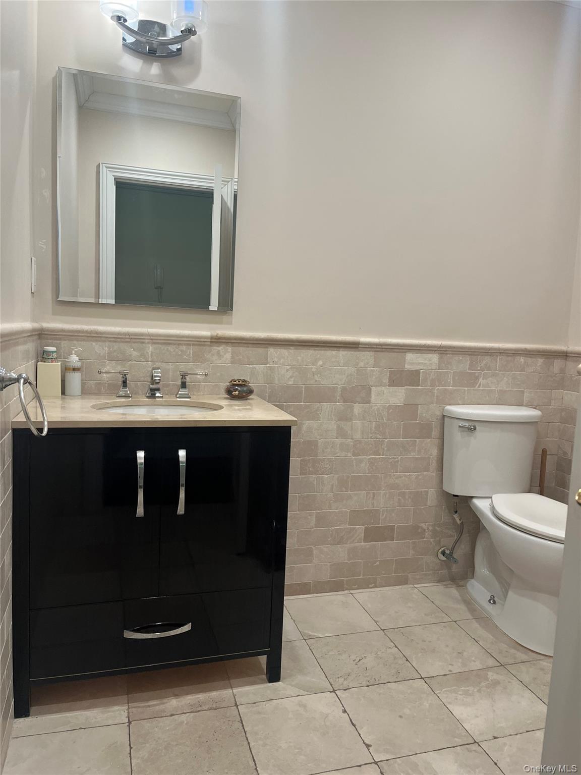 Condo Central  Nassau County, NY 11559, MLS-823351-28