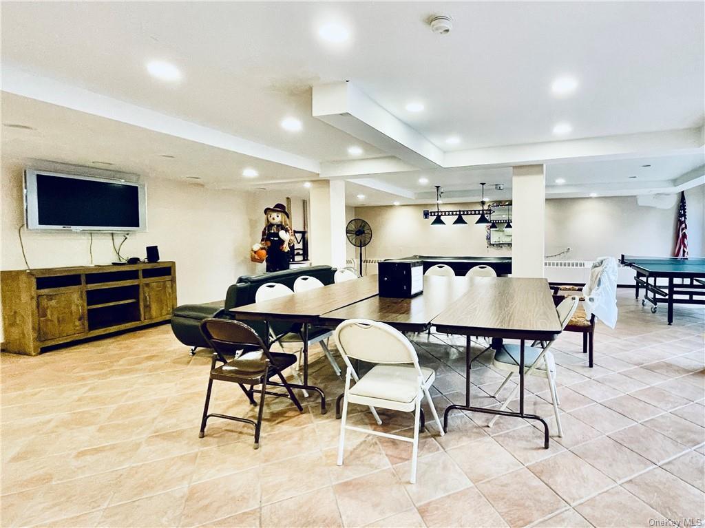 Coop Pelham  Bronx, NY 10461, MLS-823379-10