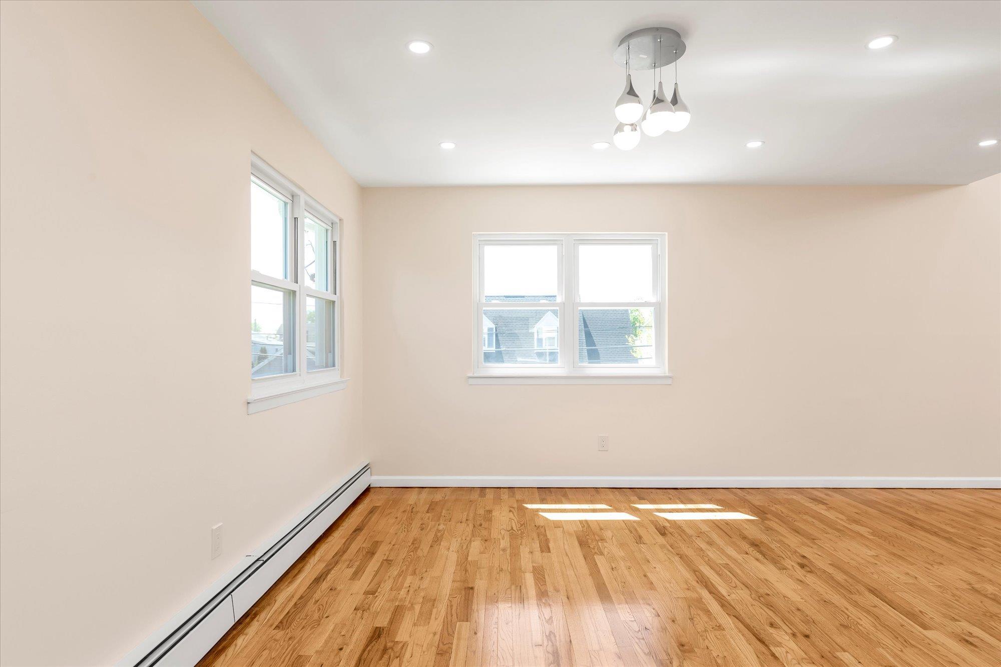 Single Family Woodward  Nassau County, NY 11577, MLS-823391-11