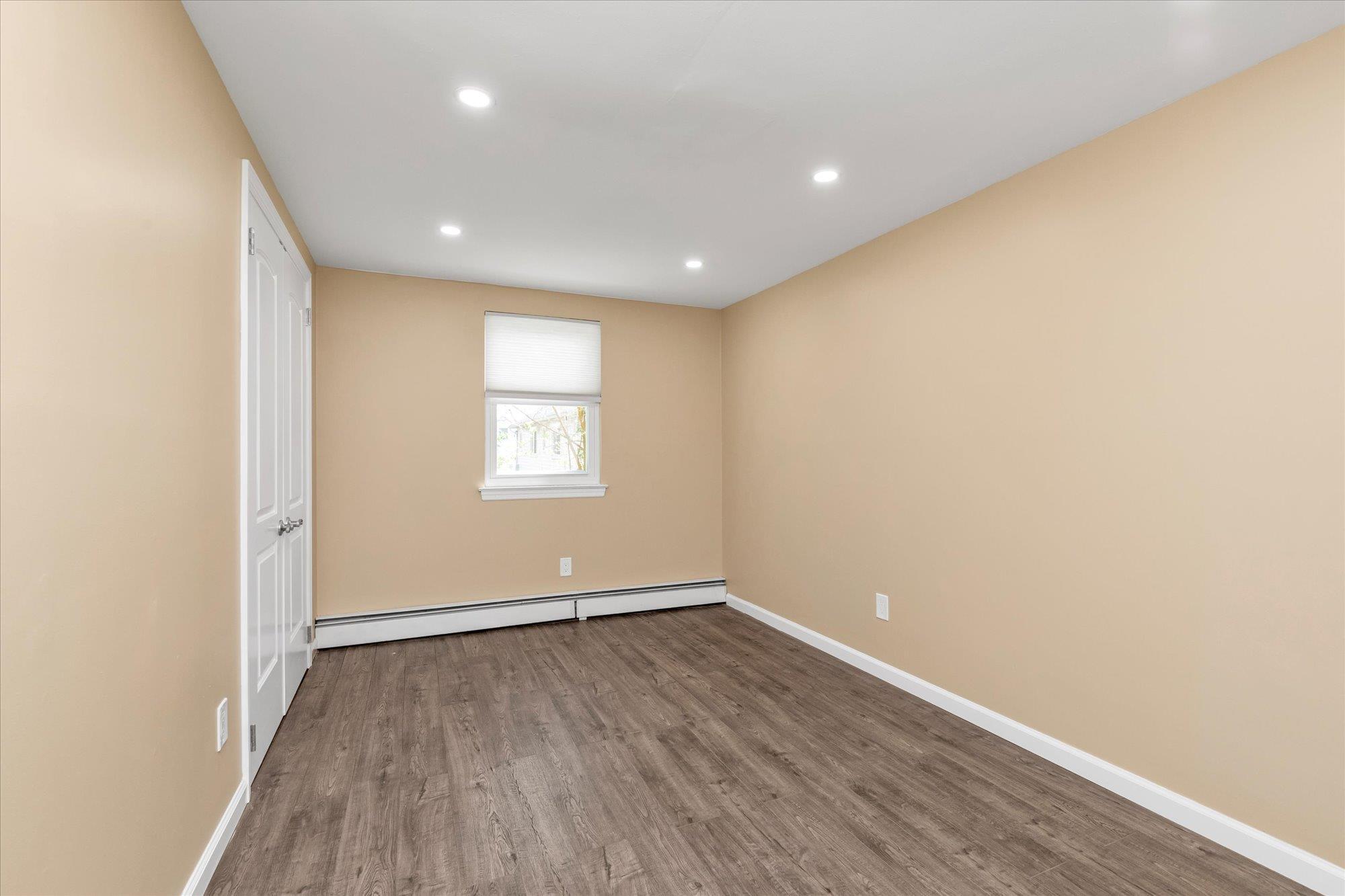Single Family Woodward  Nassau County, NY 11577, MLS-823391-25