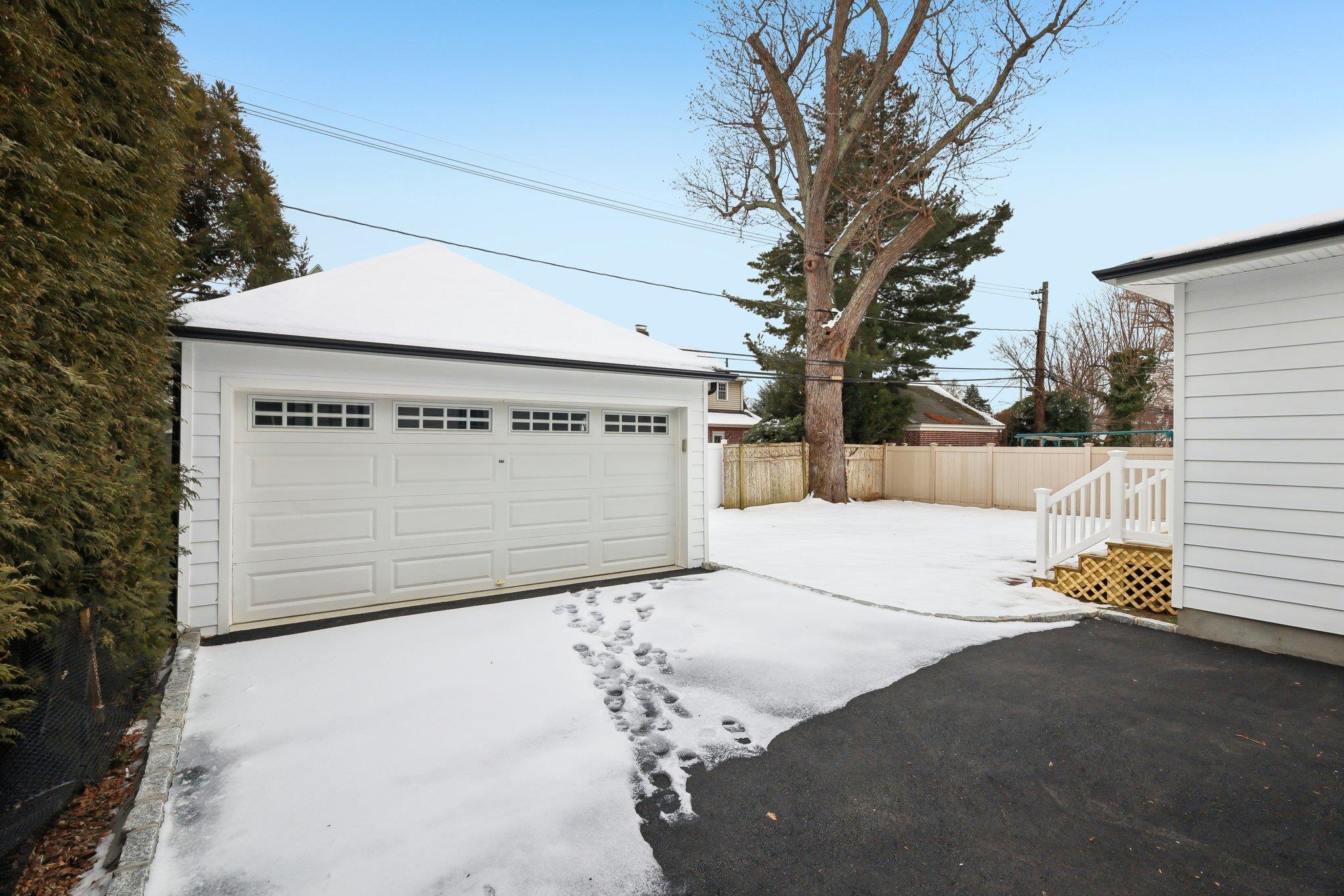 Single Family Shepherd  Nassau County, NY 11570, MLS-823552-42