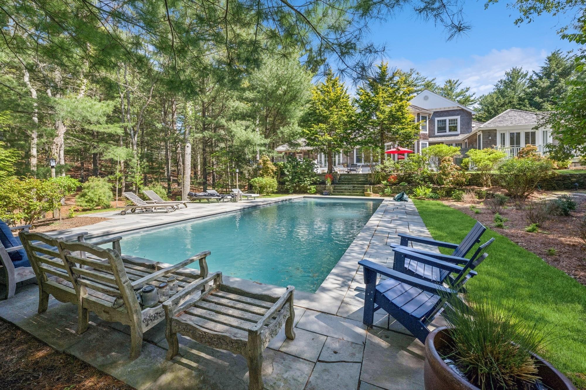 Single Family Owl's Nest  Suffolk County, NY 11937, MLS-823565-21