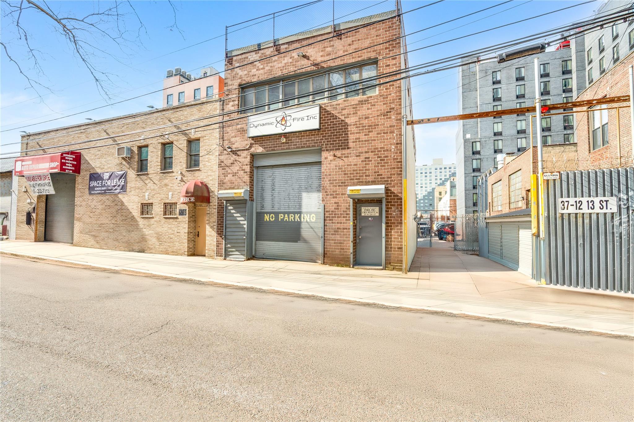 Commercial Sale 13th Street  Queens, NY 11101, MLS-823602-2