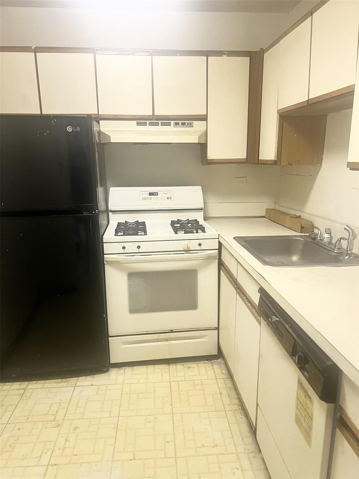 Coop Grand Concourse  Bronx, NY 10451, MLS-823613-8