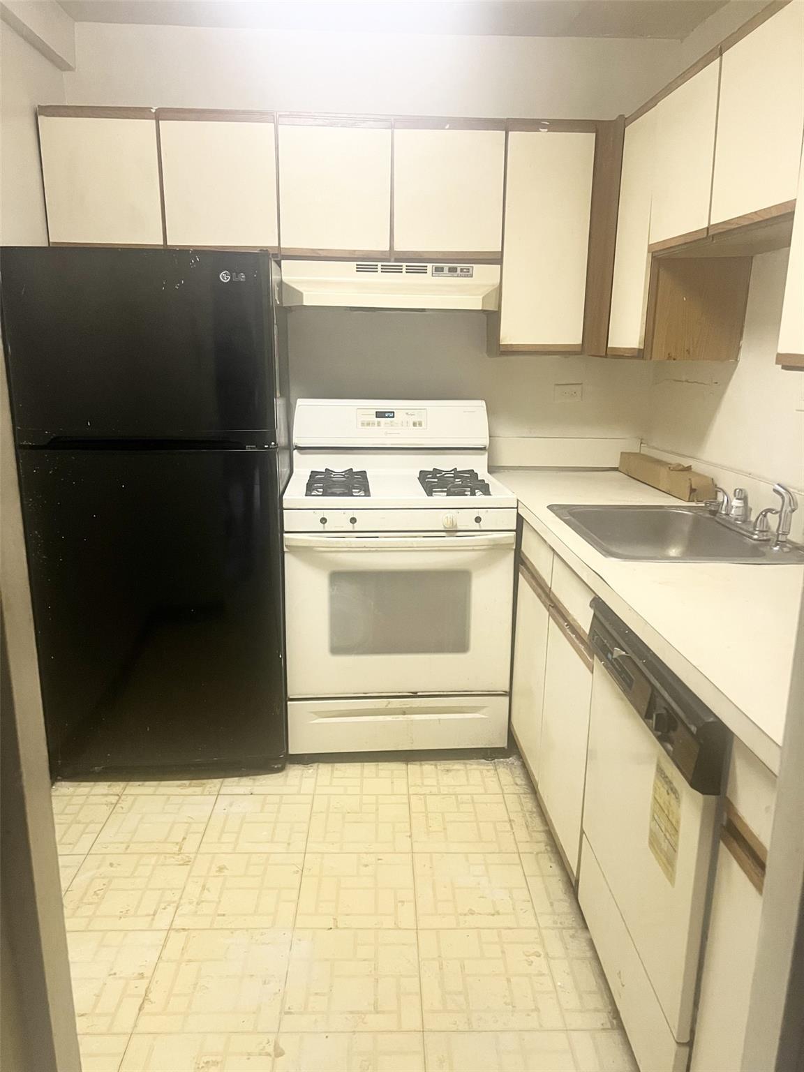 Coop Grand Concourse  Bronx, NY 10451, MLS-823613-9