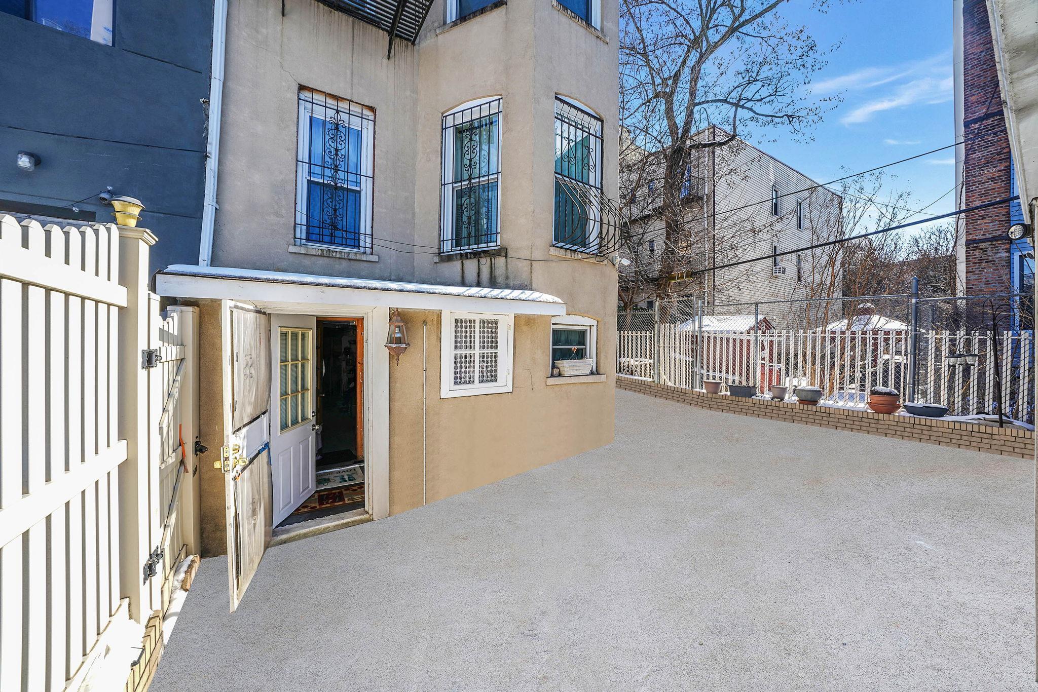 Single Family Granite  Brooklyn, NY 11207, MLS-823635-20