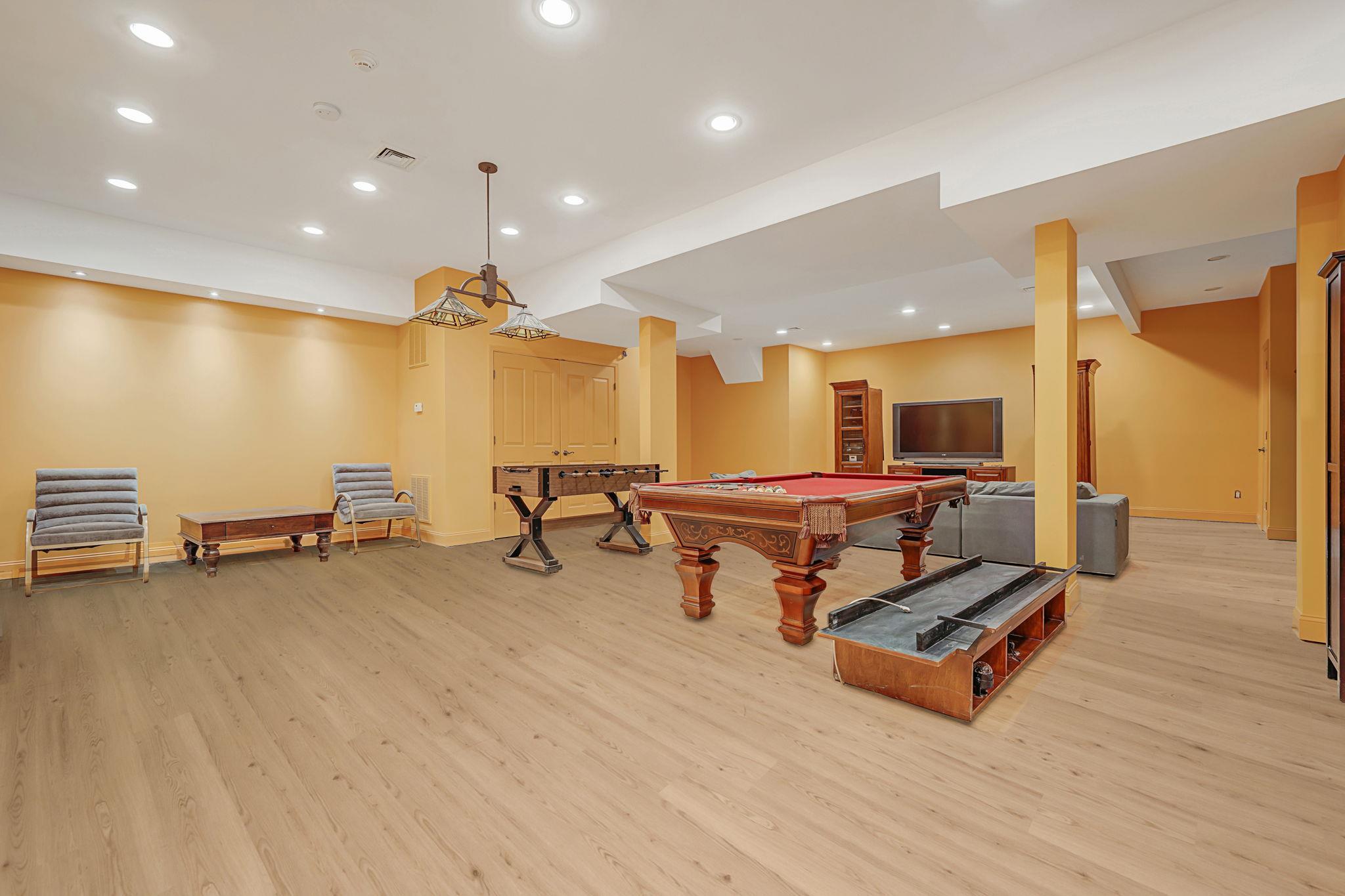 Single Family Vanderbilt  Suffolk County, NY 11746, MLS-823669-22