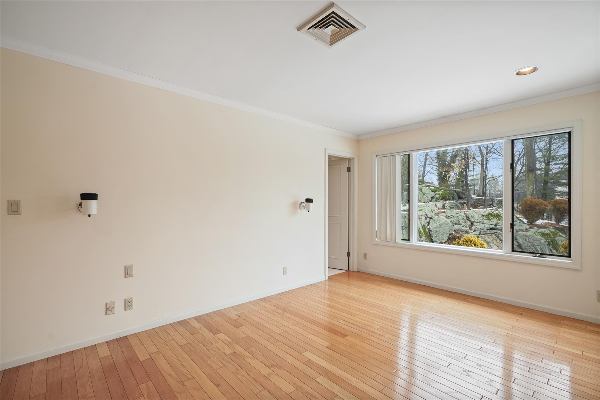 Single Family Lakeside  Westchester County, NY 10580, MLS-823716-20