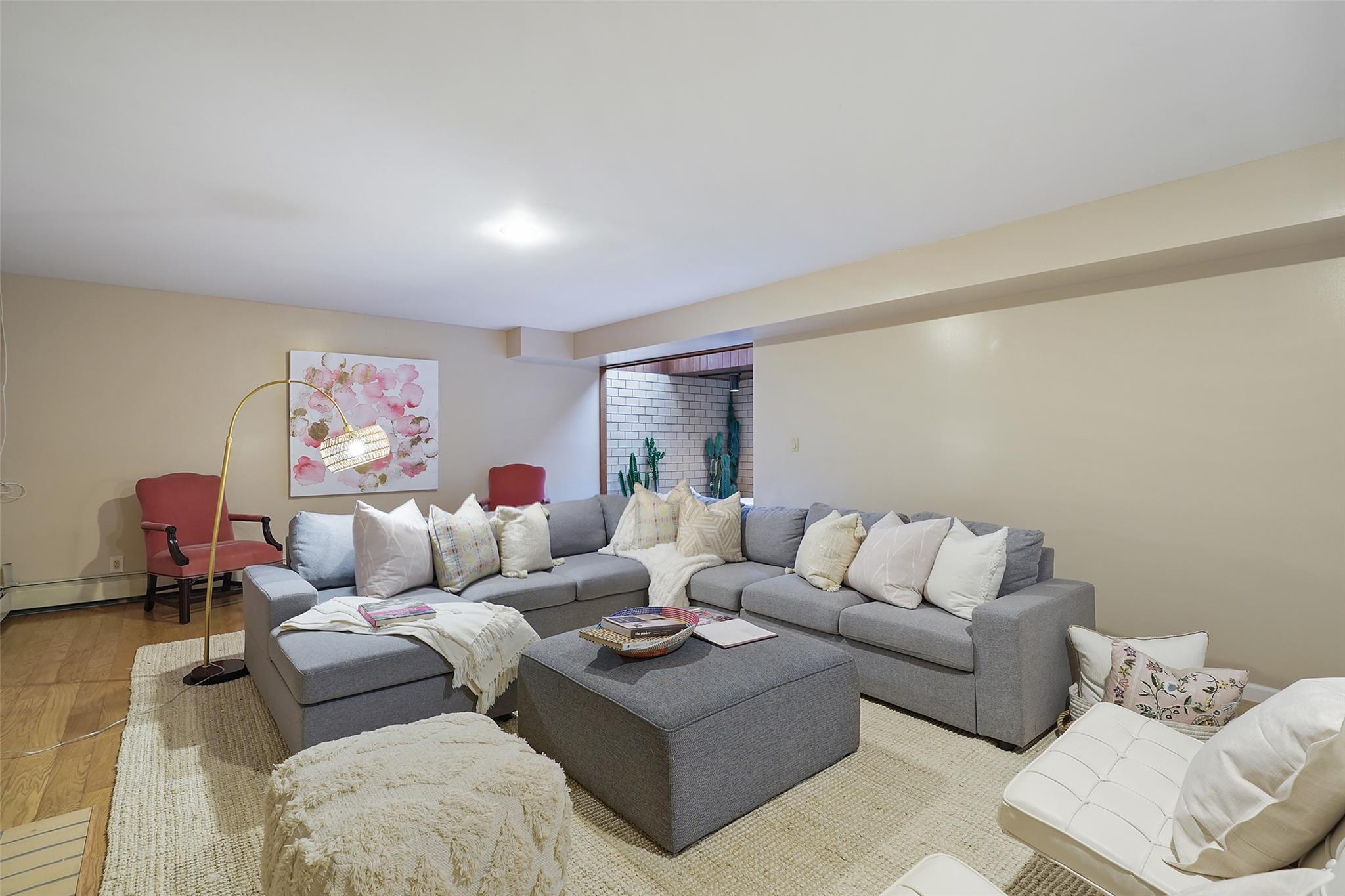 Single Family Lakeside  Westchester County, NY 10580, MLS-823716-21