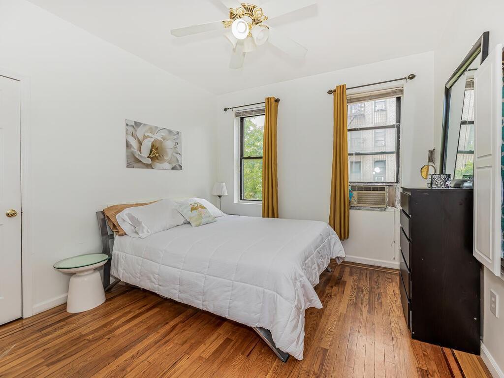 Coop 208th  Bronx, NY 10467, MLS-823781-5