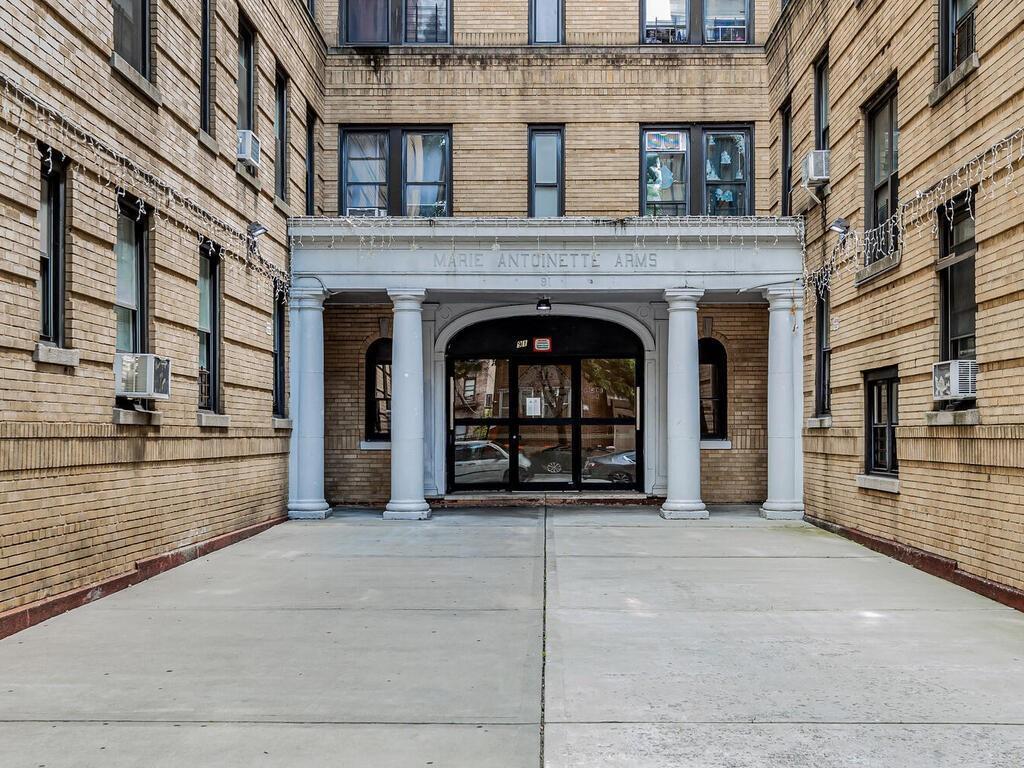 Coop 208th  Bronx, NY 10467, MLS-823781-9
