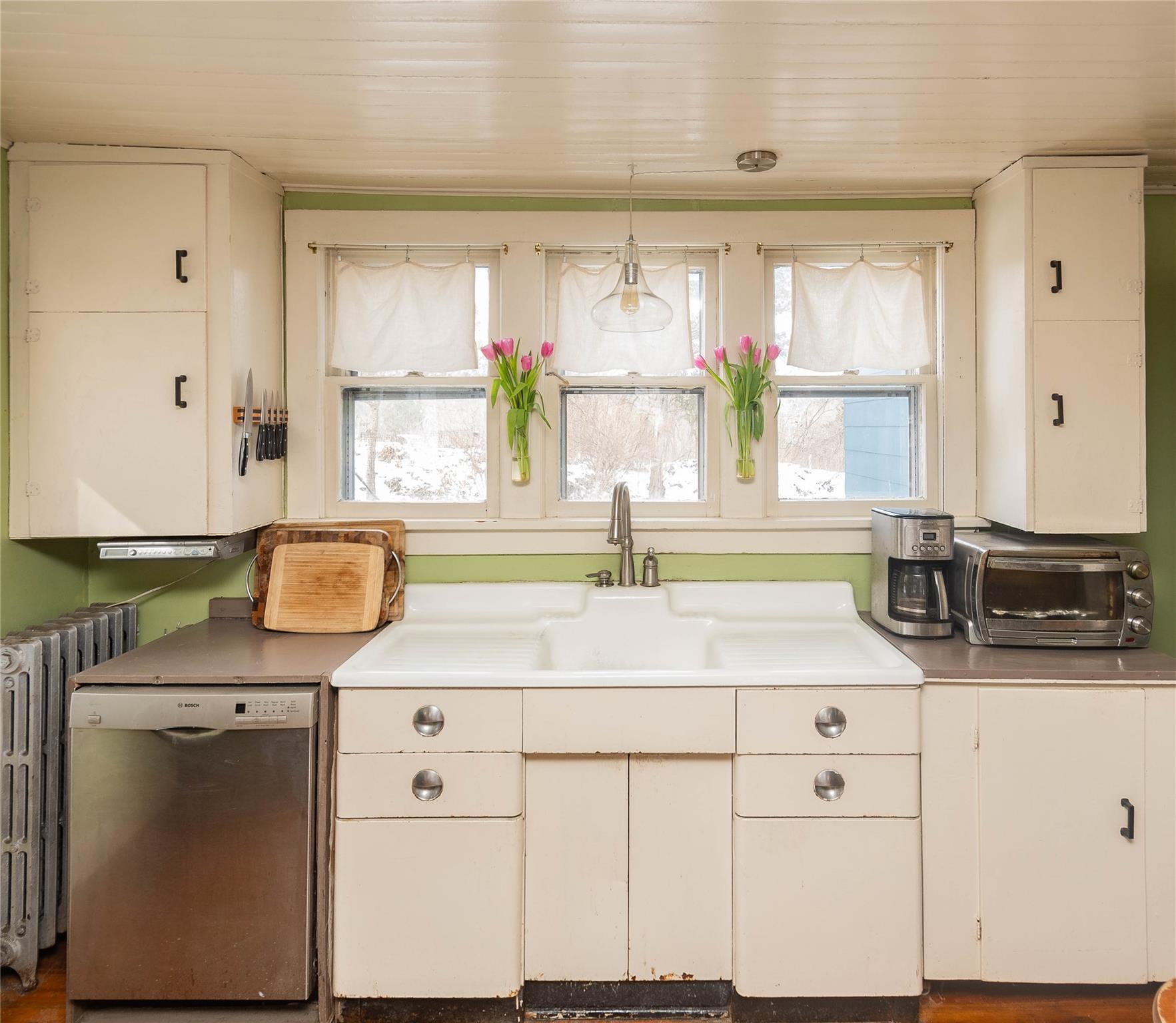 Single Family Lucas Avenue  Ulster County, NY 12443, MLS-823791-14