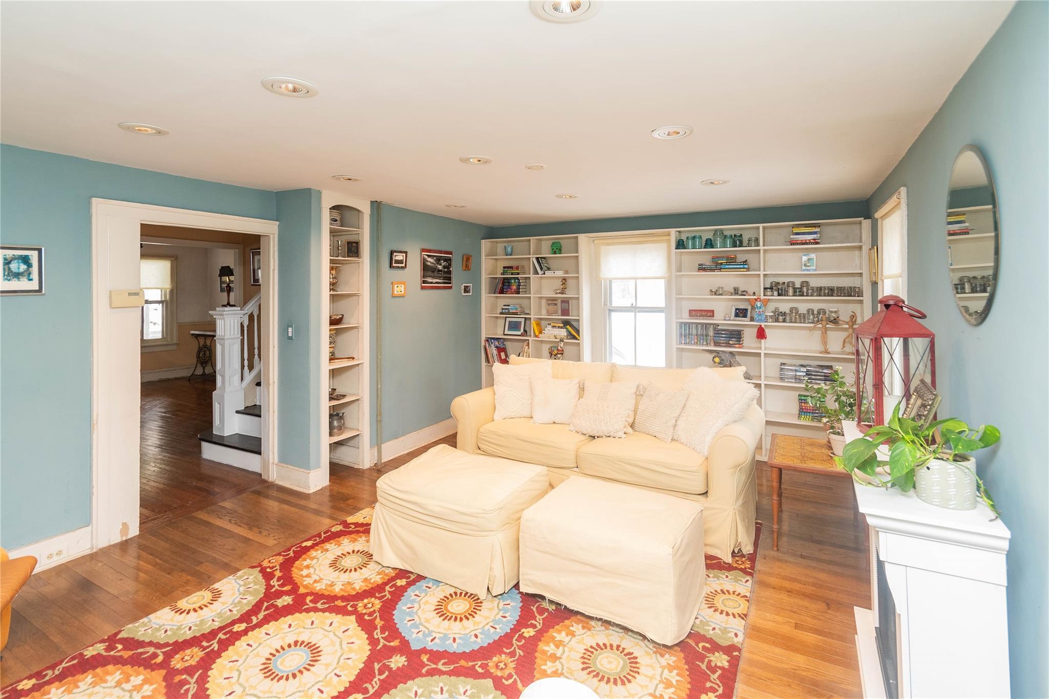 Single Family Lucas Avenue  Ulster County, NY 12443, MLS-823791-21