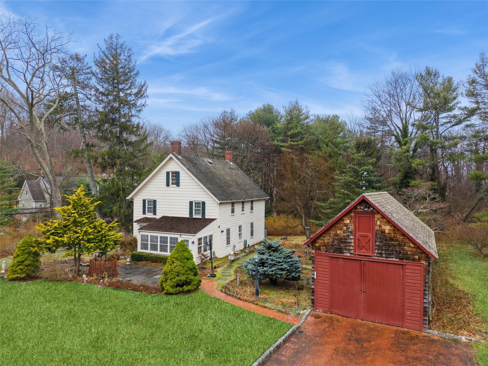 Single Family Country  Suffolk County, NY 11790, MLS-823854-10
