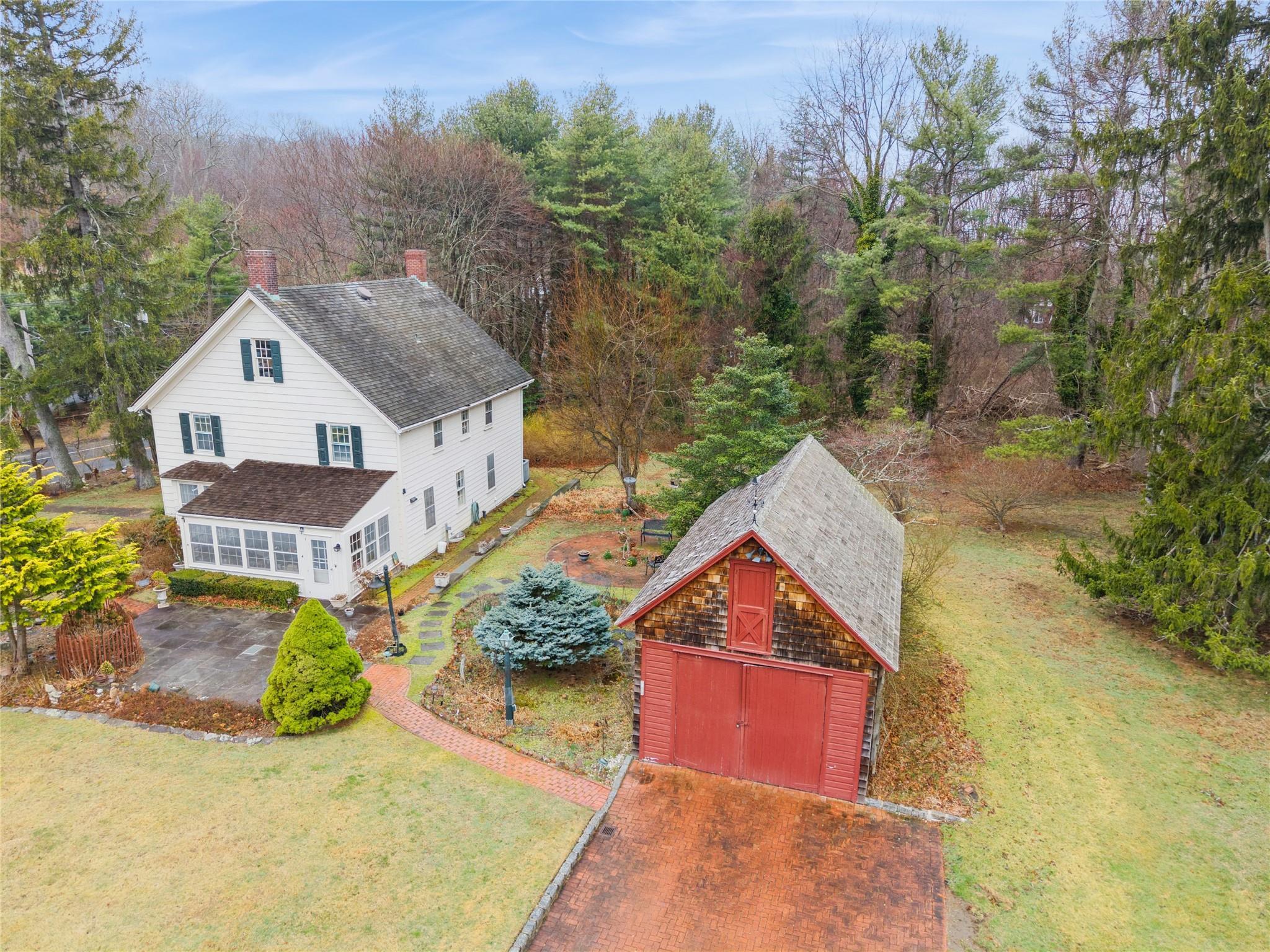Single Family Country  Suffolk County, NY 11790, MLS-823854-11