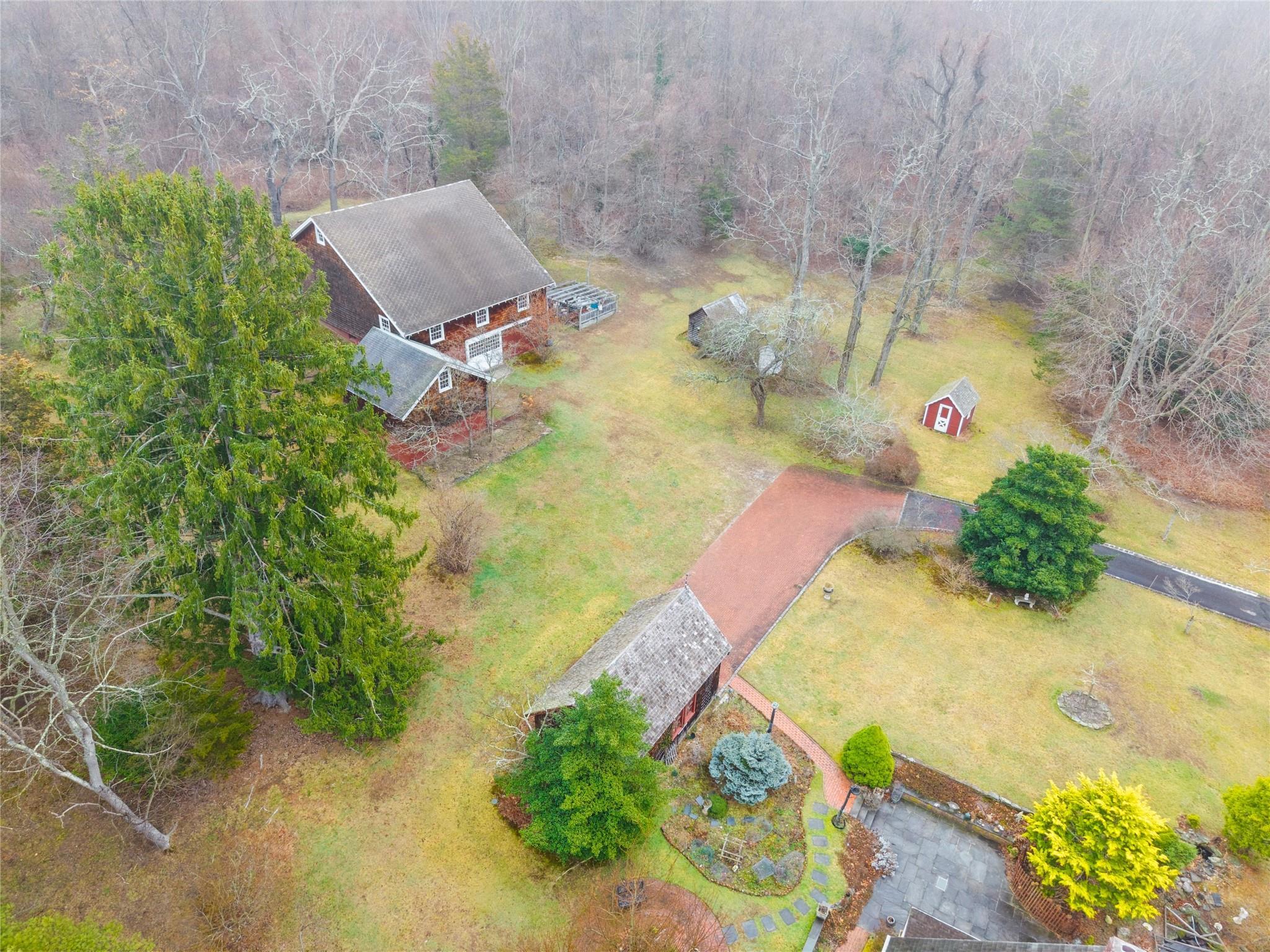 Single Family Country  Suffolk County, NY 11790, MLS-823854-21