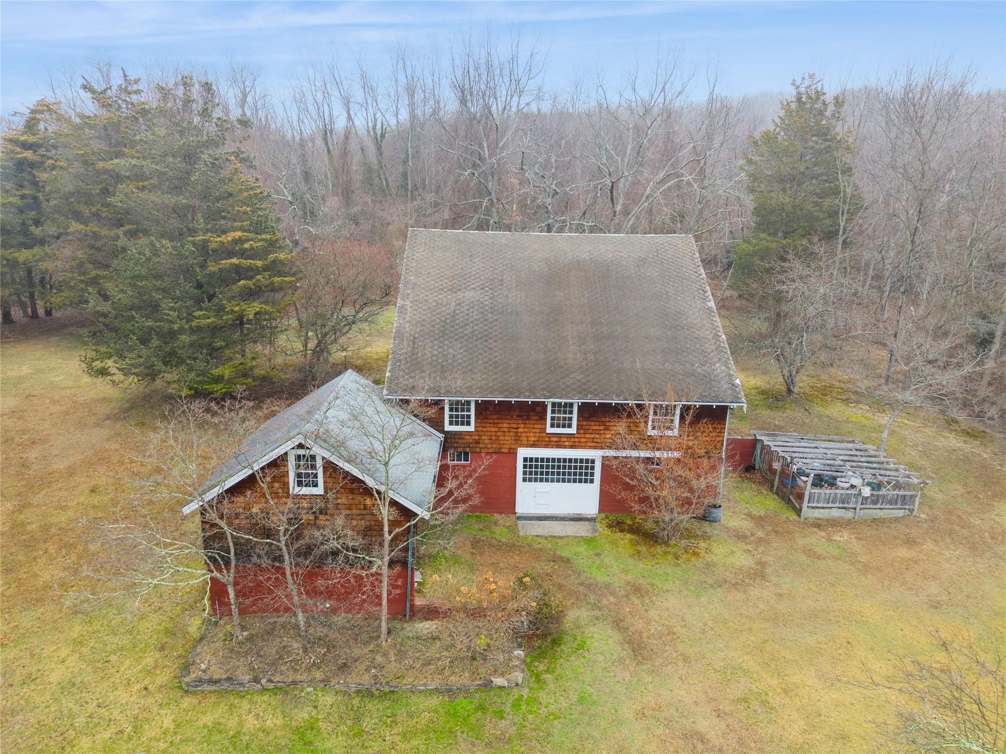 Single Family Country  Suffolk County, NY 11790, MLS-823854-22