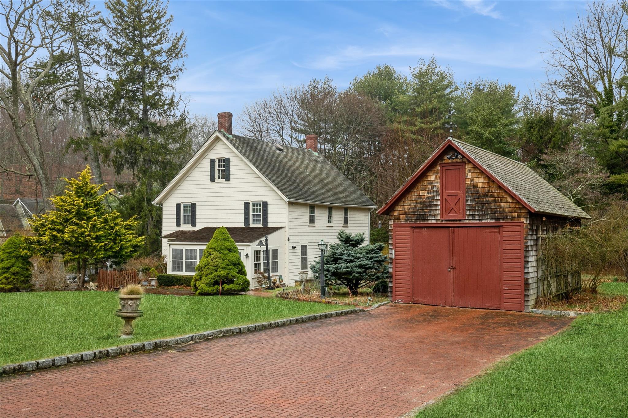 Single Family Country  Suffolk County, NY 11790, MLS-823854-8