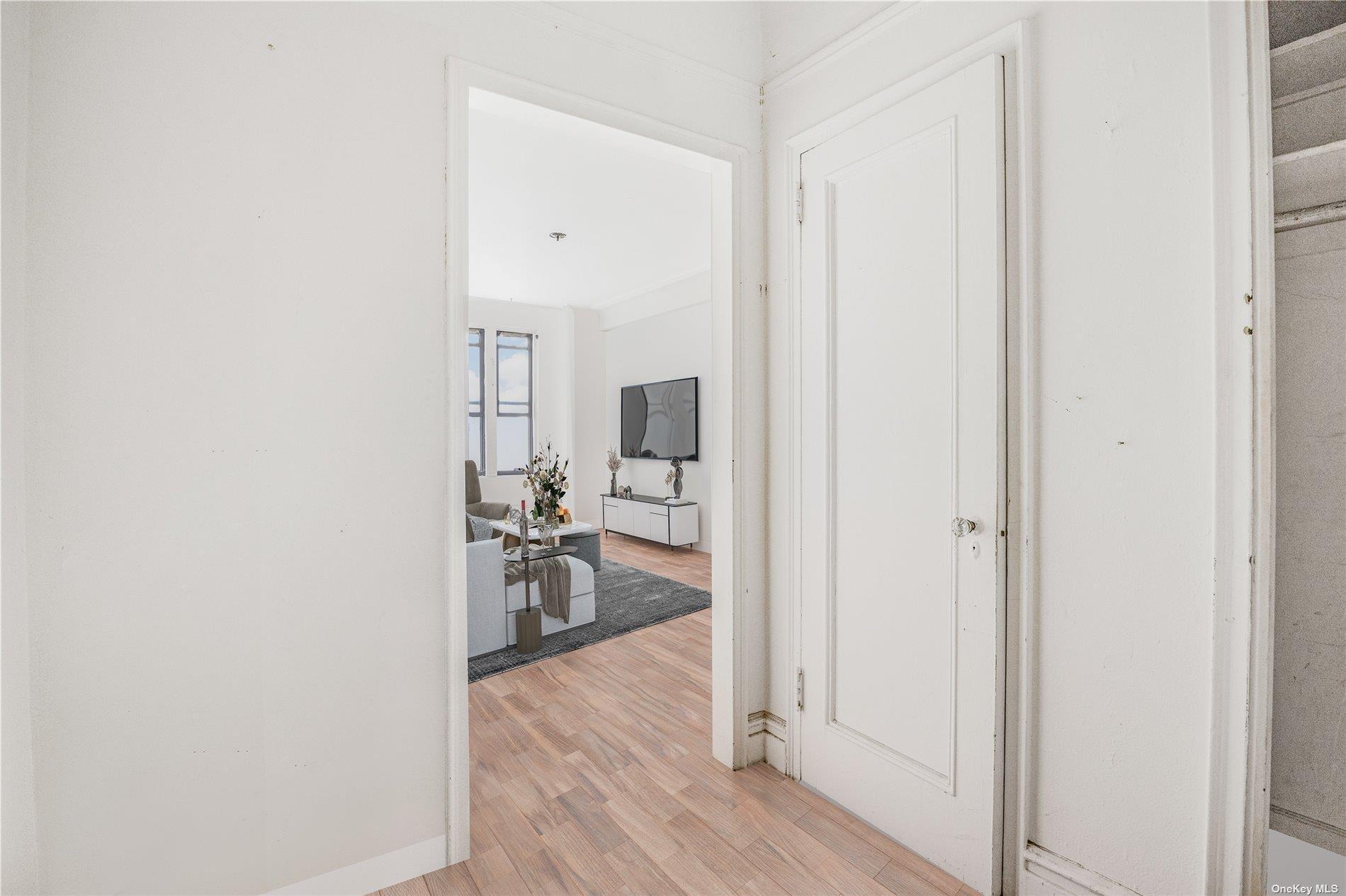 Coop 82nd  Manhattan, NY 10024, MLS-823873-6