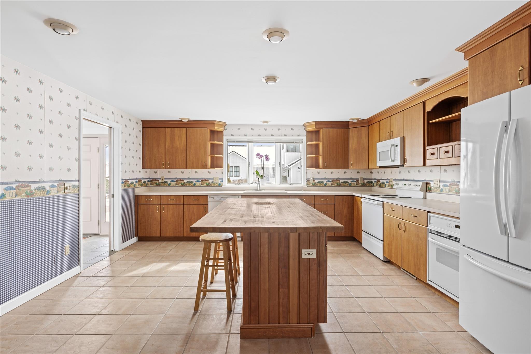 Single Family Old Salt  Suffolk County, NY 11952, MLS-823903-16