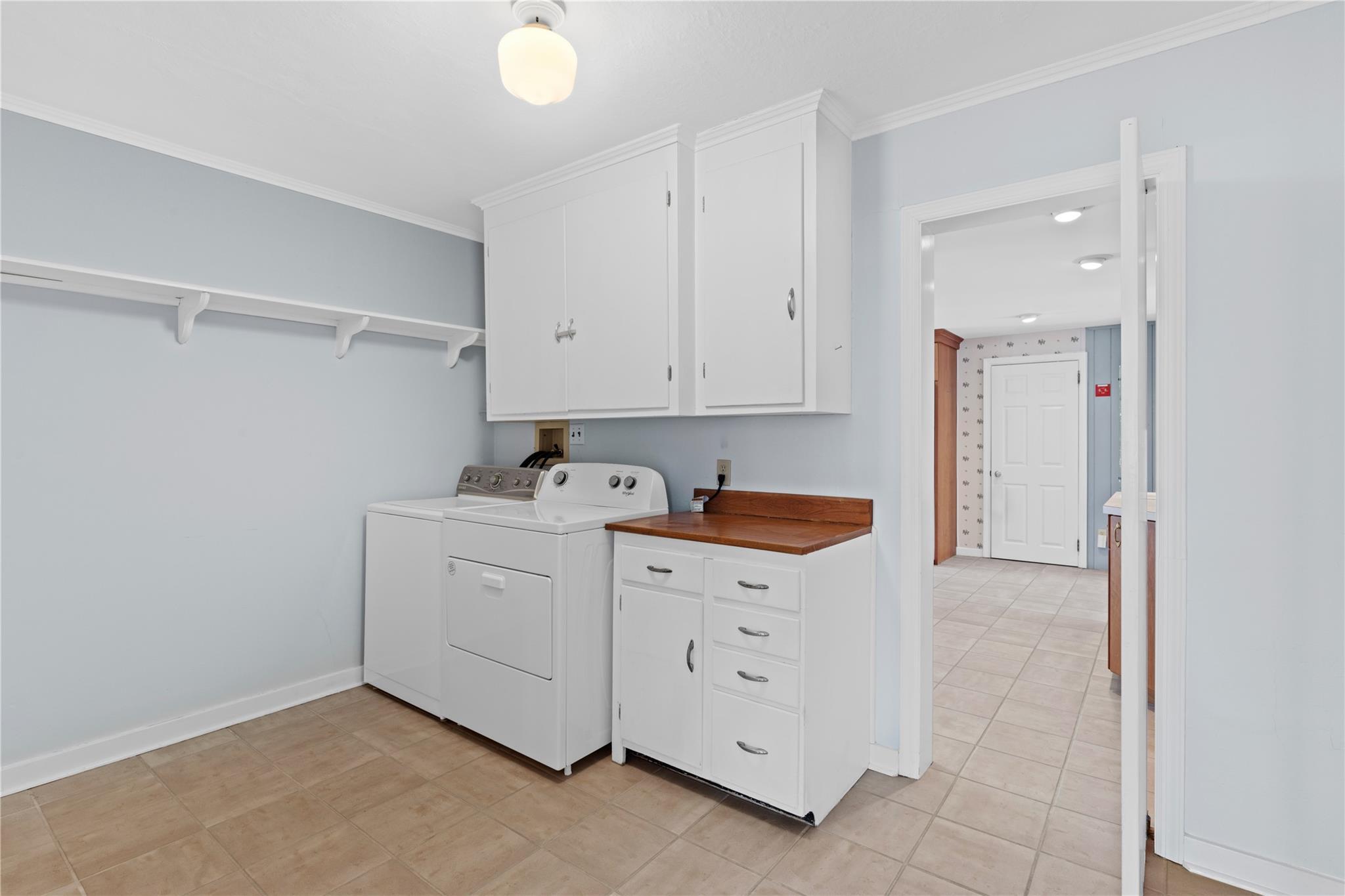 Single Family Old Salt  Suffolk County, NY 11952, MLS-823903-30