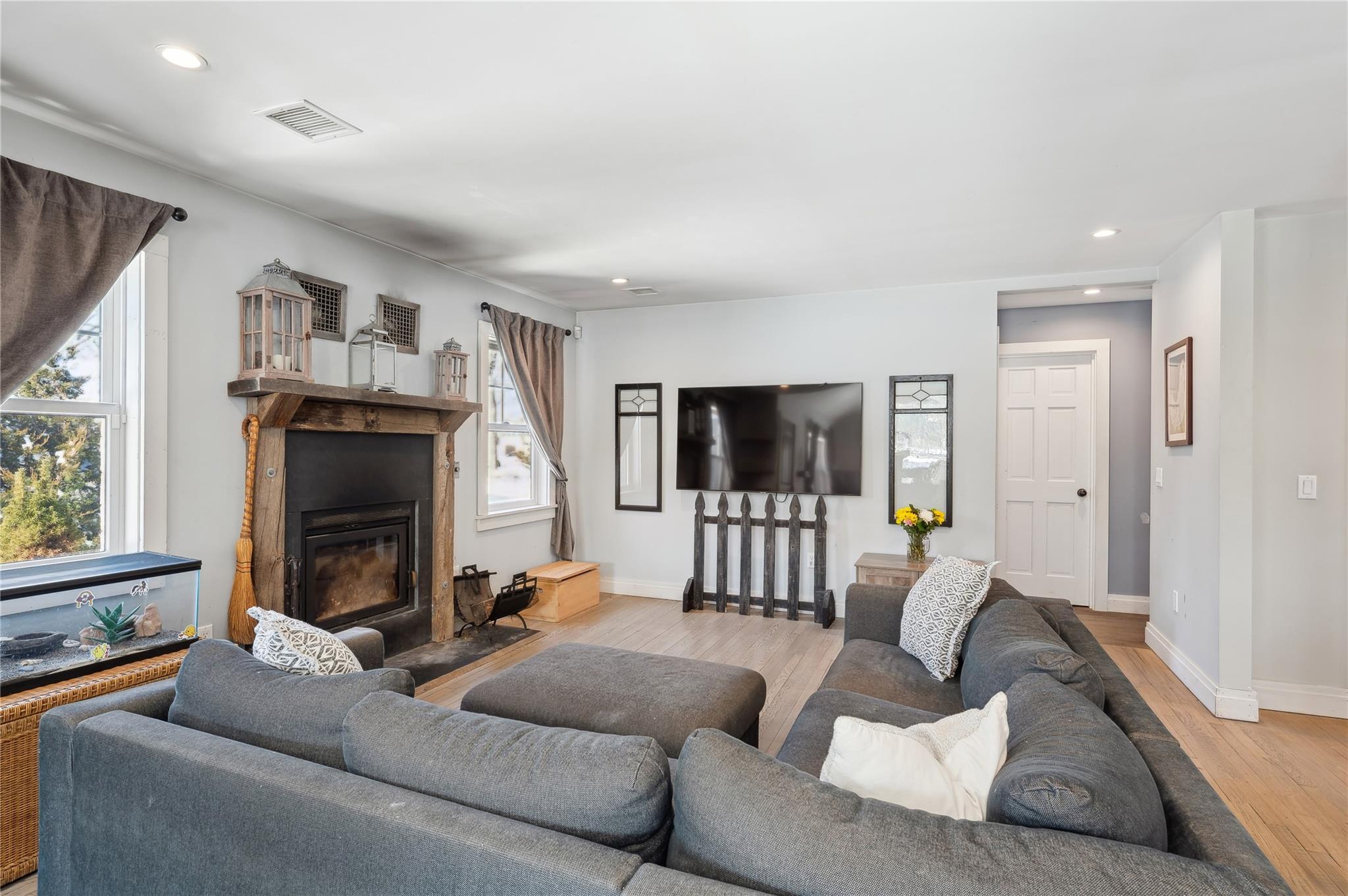 Single Family Little Fresh Pond  Suffolk County, NY 11968, MLS-823908-16