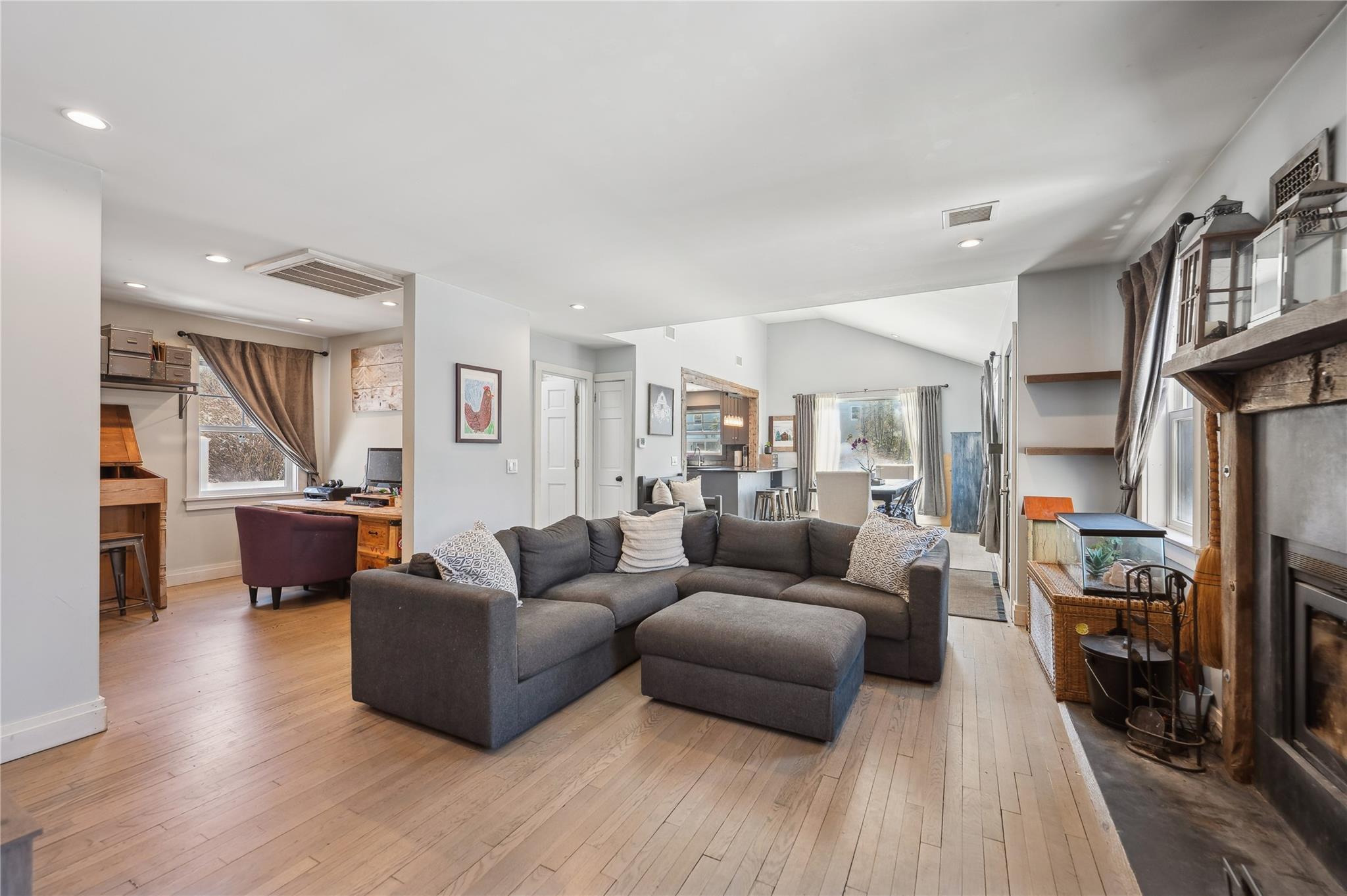Single Family Little Fresh Pond  Suffolk County, NY 11968, MLS-823908-17