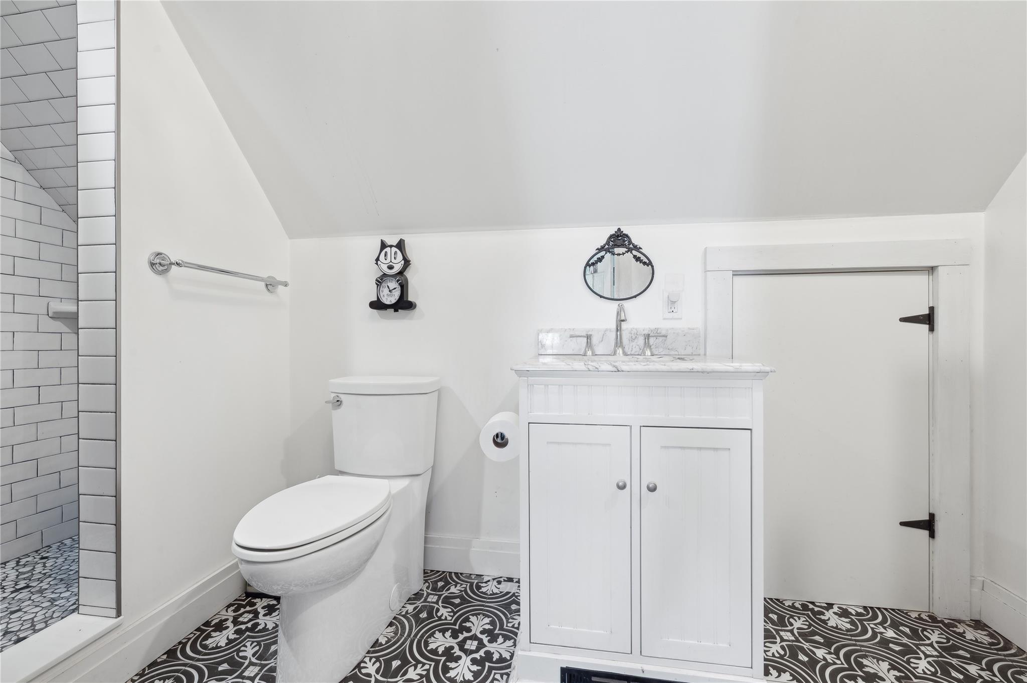 Single Family Little Fresh Pond  Suffolk County, NY 11968, MLS-823908-24