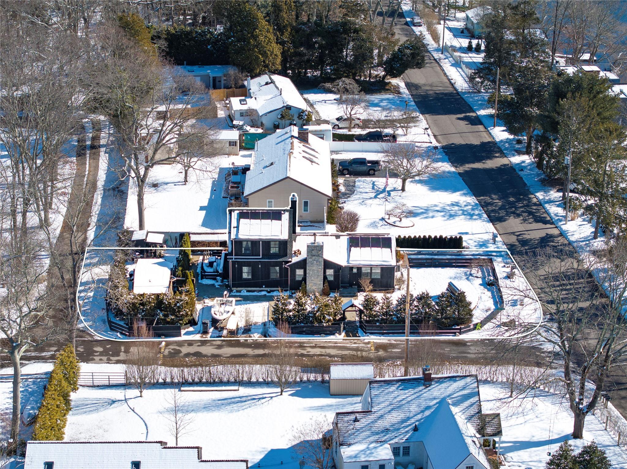 Single Family Little Fresh Pond  Suffolk County, NY 11968, MLS-823908-4