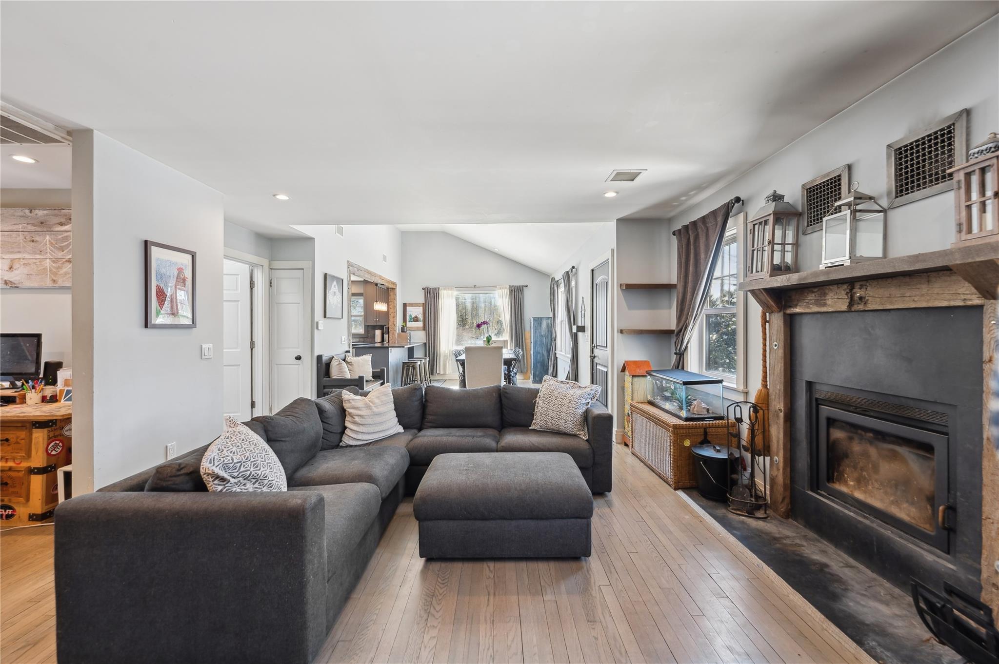 Single Family Little Fresh Pond  Suffolk County, NY 11968, MLS-823908-9