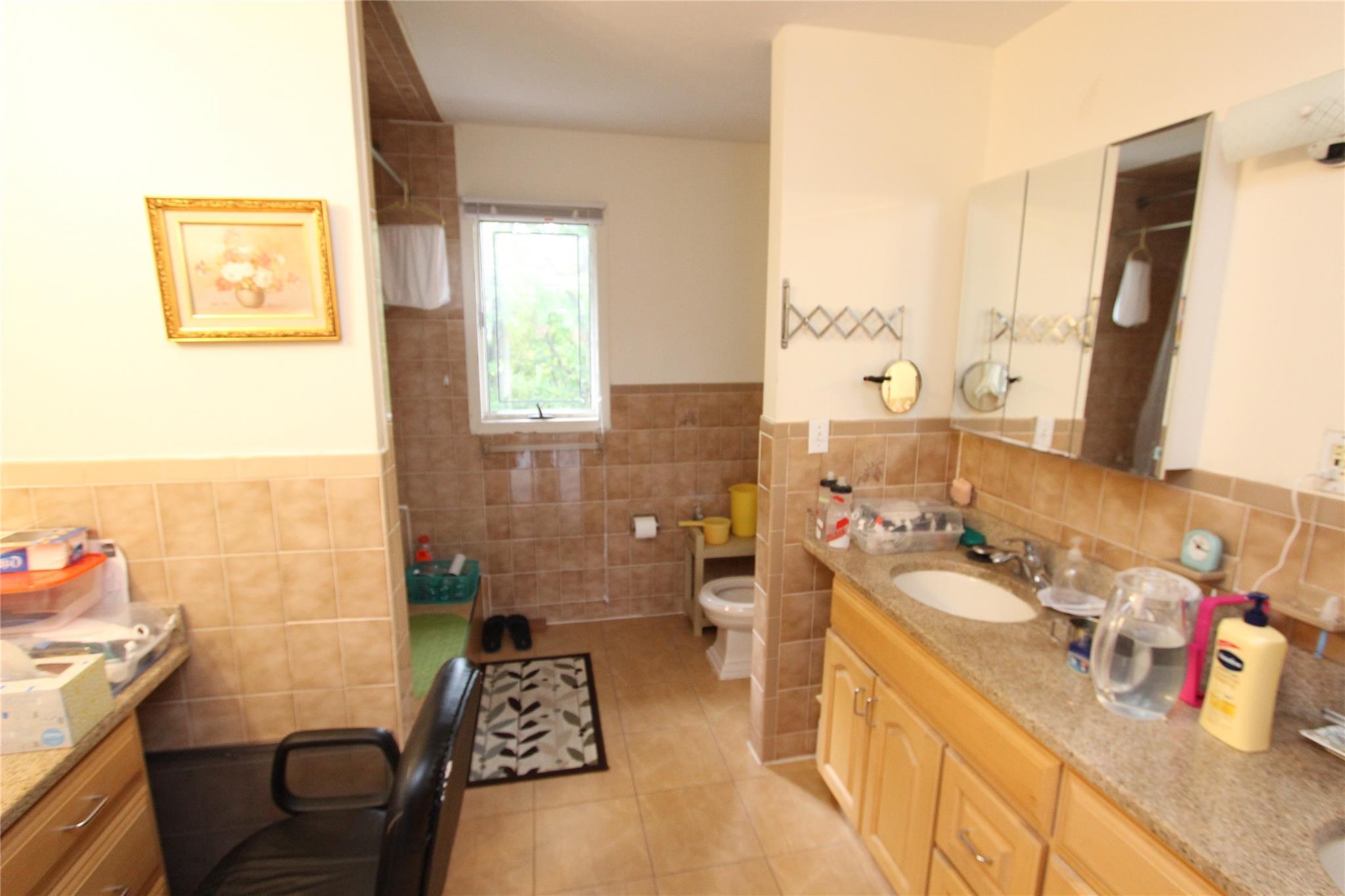 Single Family Epsom  Queens, NY 11423, MLS-823909-10
