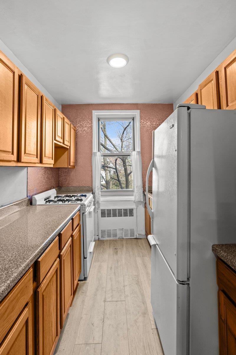 Coop Kappock  Bronx, NY 10463, MLS-823927-3