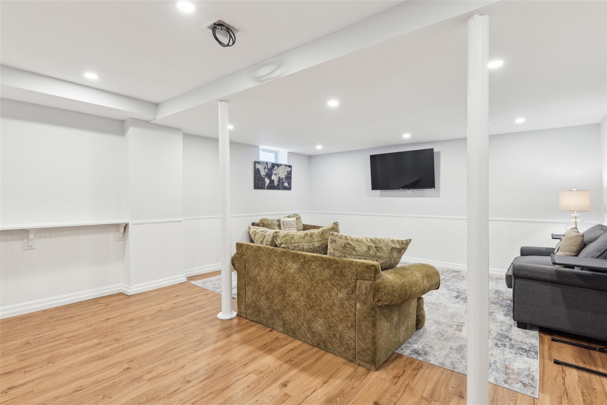 Single Family Tuscarora  Suffolk County, NY 11721, MLS-823939-26