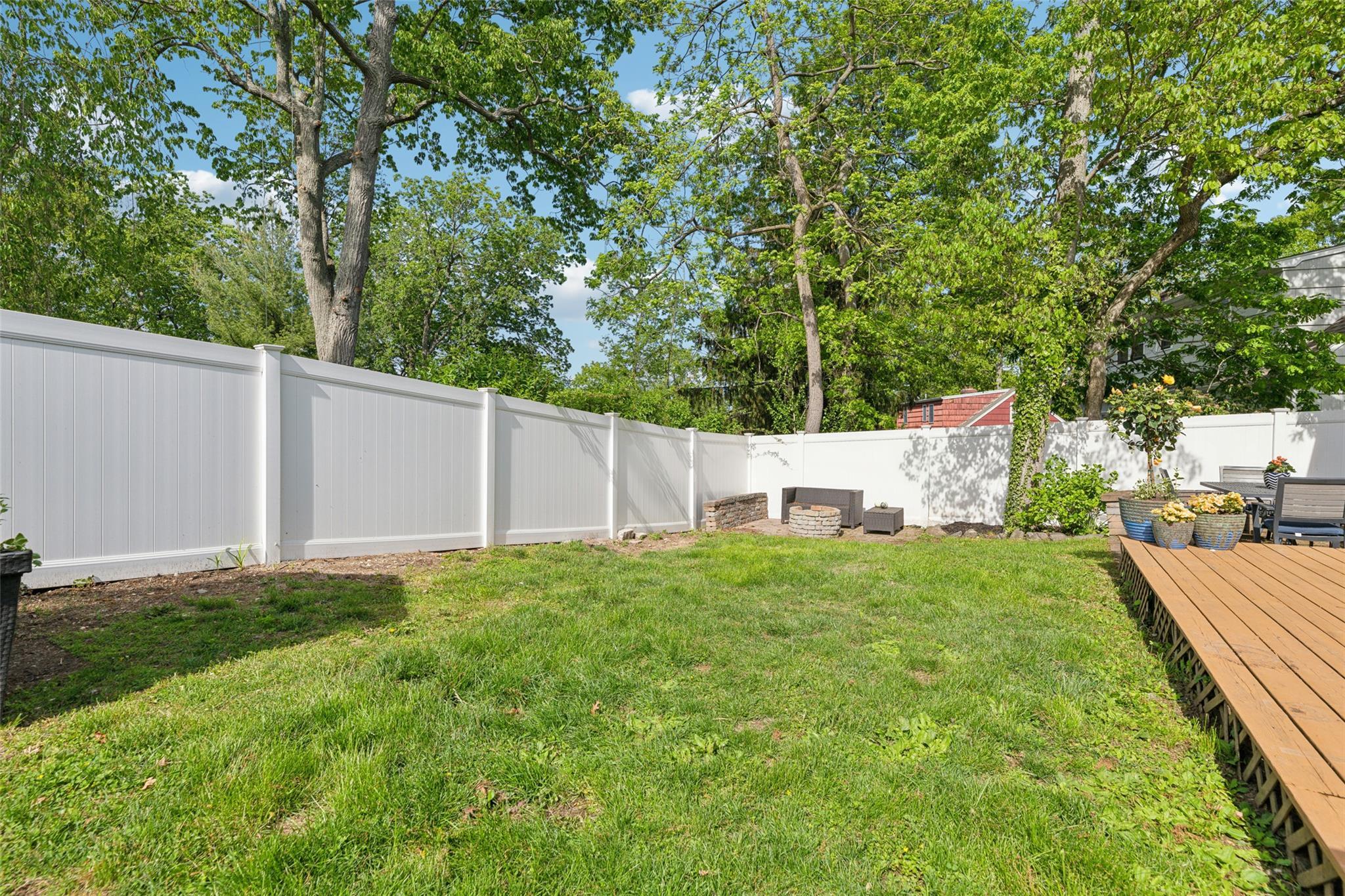 Single Family Tuscarora  Suffolk County, NY 11721, MLS-823939-32