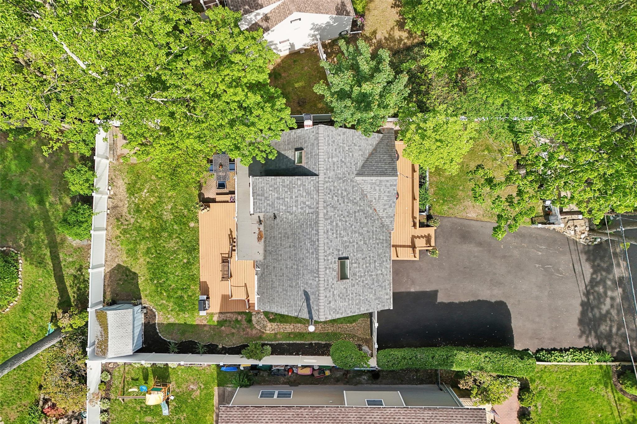 Single Family Tuscarora  Suffolk County, NY 11721, MLS-823939-45