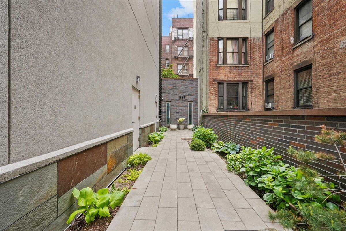 Condo Pinehurst  Manhattan, NY 10033, MLS-824060-28