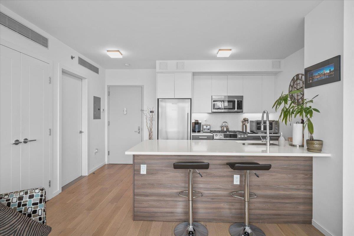 Condo Pinehurst  Manhattan, NY 10033, MLS-824060-3
