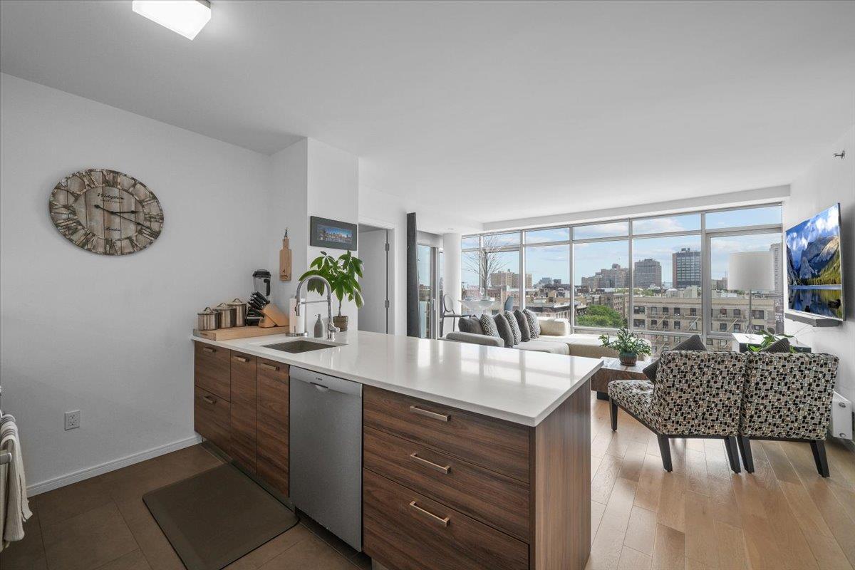 Condo Pinehurst  Manhattan, NY 10033, MLS-824060-9