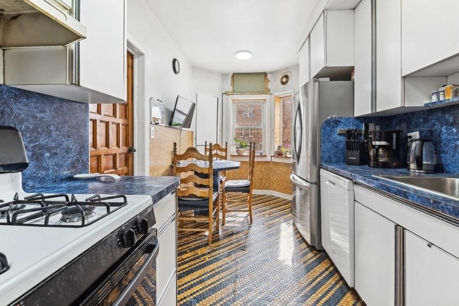 Single Family 65th  Queens, NY 11375, MLS-824200-6