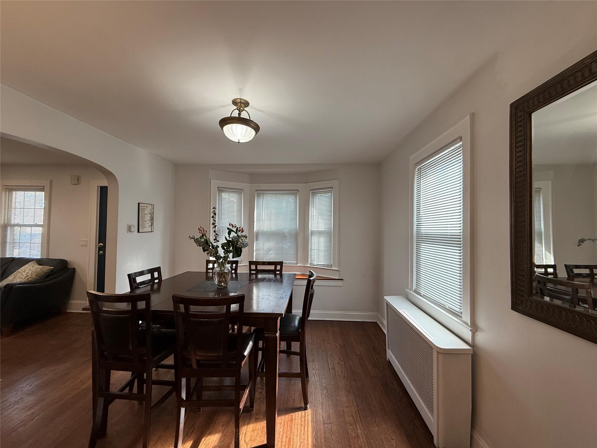 Single Family Grove  Nassau County, NY 11580, MLS-824243-7