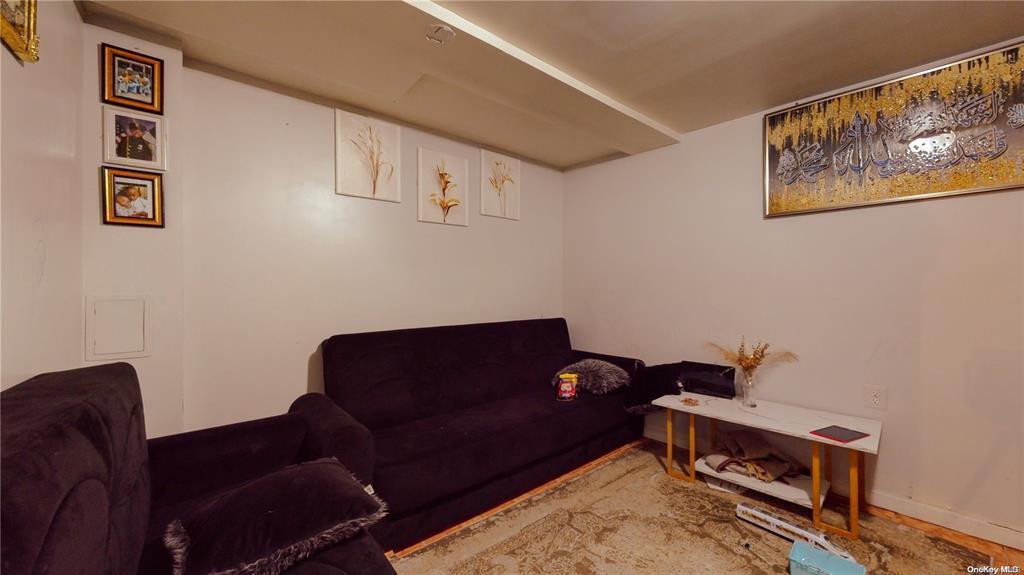 Single Family Washington  Bronx, NY 10458, MLS-824250-17