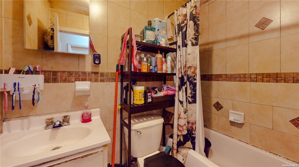 Single Family Washington  Bronx, NY 10458, MLS-824250-6