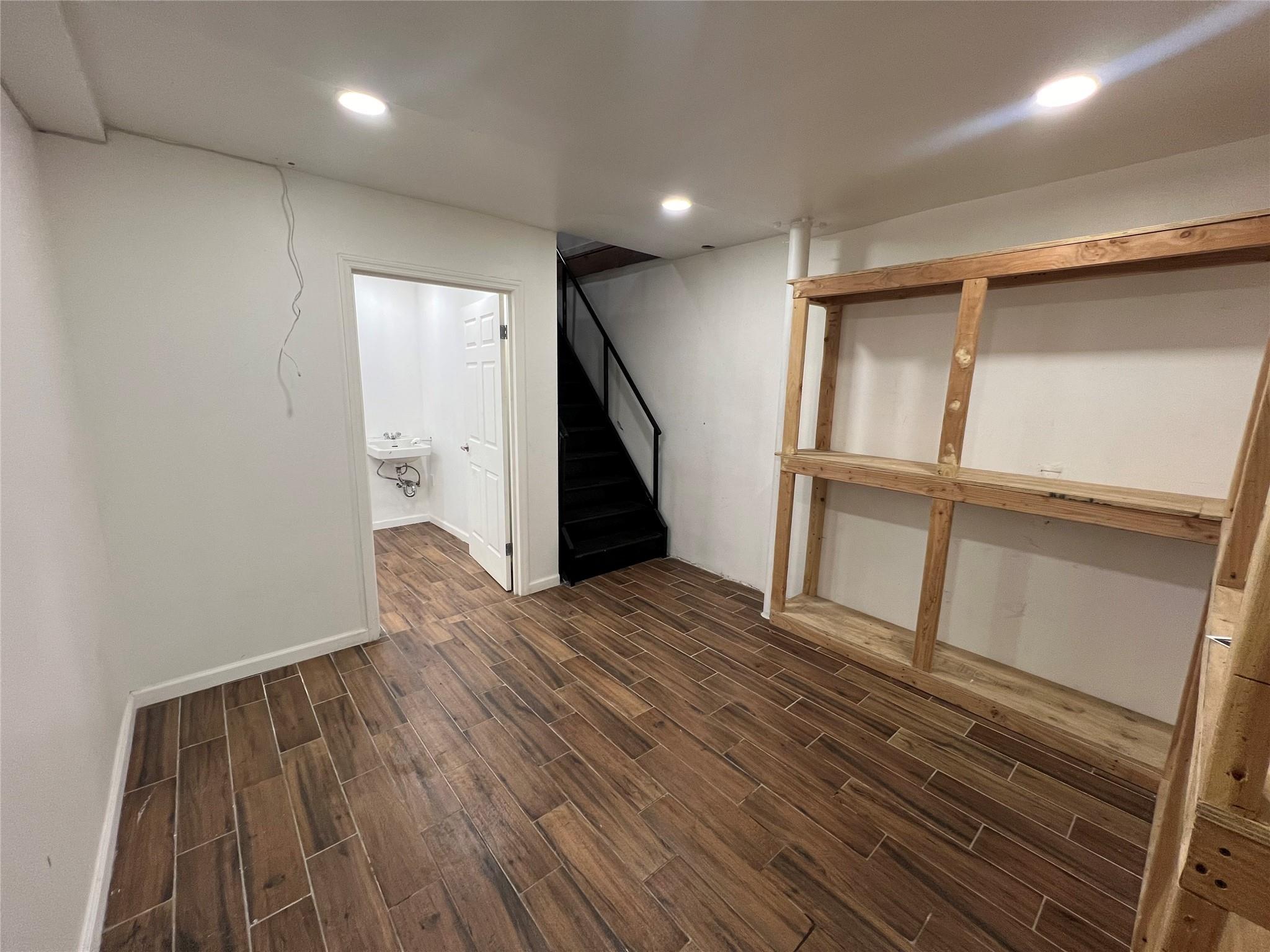 Commercial Lease Broadway  Bronx, NY 10463, MLS-824263-7