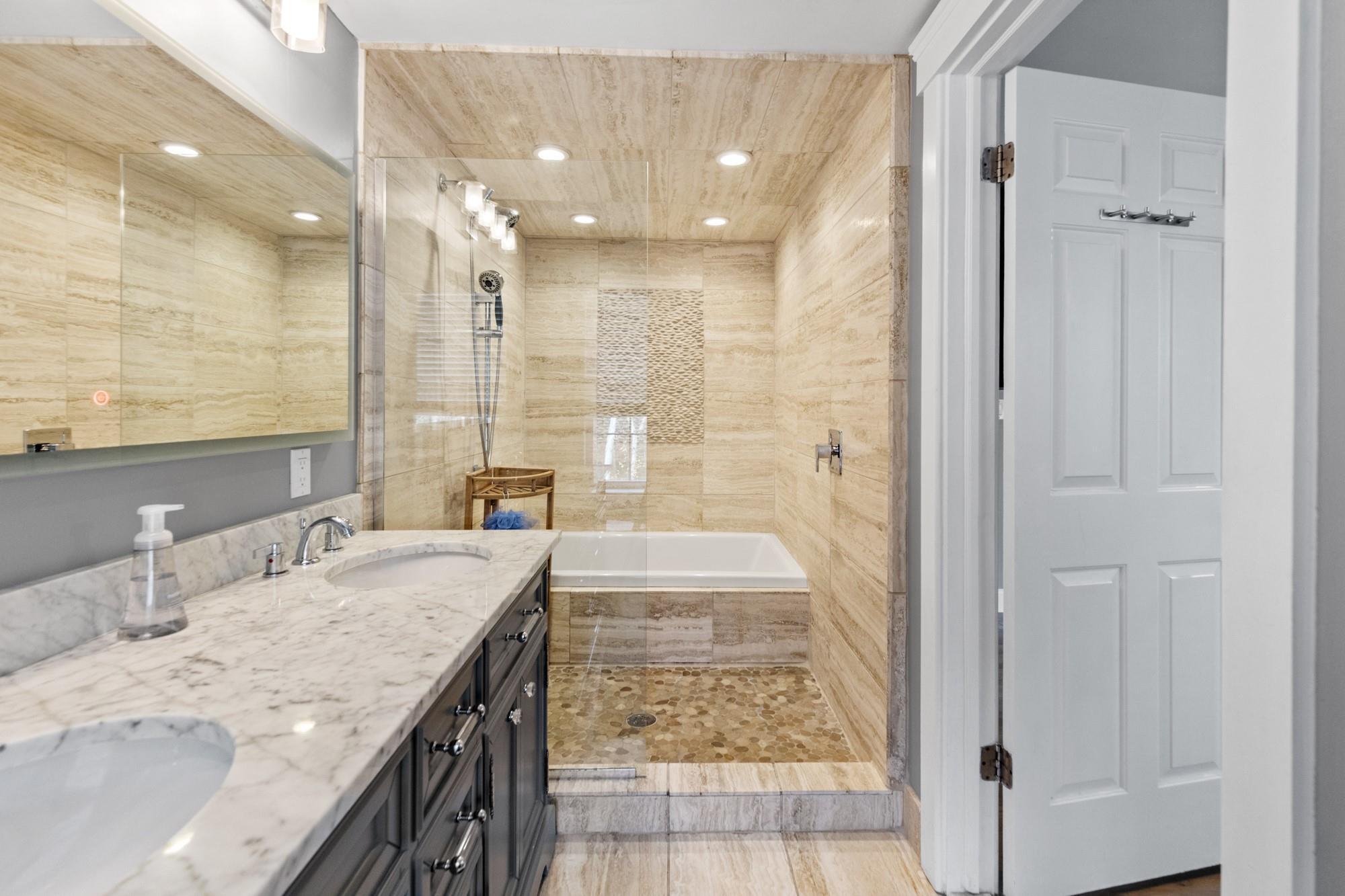 Single Family Shinnecock Hills Suffolk County, NY 11968, MLS-824362-16