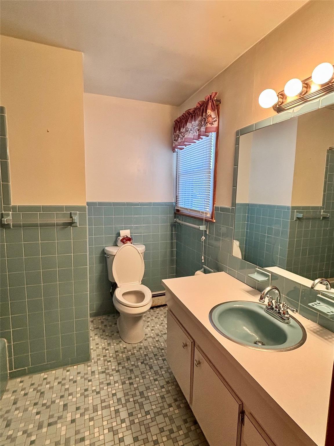Single Family High Meadows  Orange County, NY 12586, MLS-824443-15